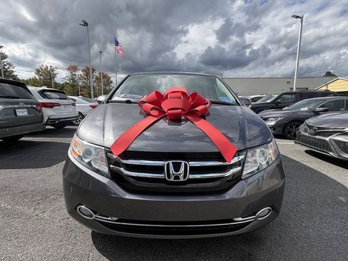 Used 2017 Honda Odyssey Touring image 8