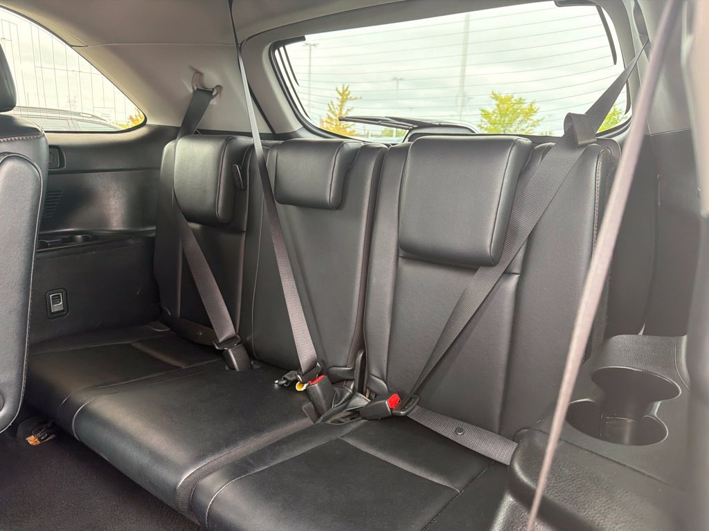 Used 2019 Toyota Highlander XLE AWD/4WD image 16