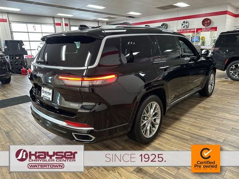 Certified 2022 Jeep Grand Cherokee L Summit w/ Luxury Tech Group V image 5