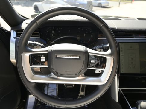 Used 2024 Land Rover Range Rover SE image 22