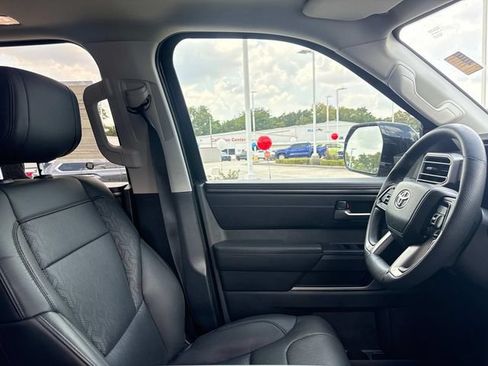Used 2024 Toyota Sequoia SR5 w/ SR5 Premium Package AWD/4WD image 14