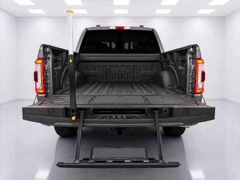 Used 2022 Ford F150 Lariat w/ Equipment Group 502A High AWD/4WD image 10