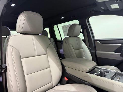 New 2026 GMC Acadia Elevation w/ Black Edition image 32