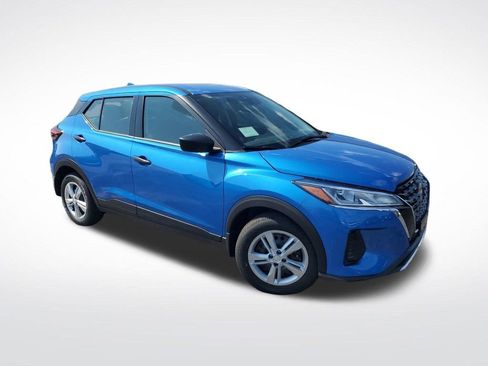 New 2025 Nissan Kicks Play S image 36