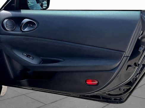 Used 2024 Nissan Z Performance w/ Floor Mat Package RWD image 21