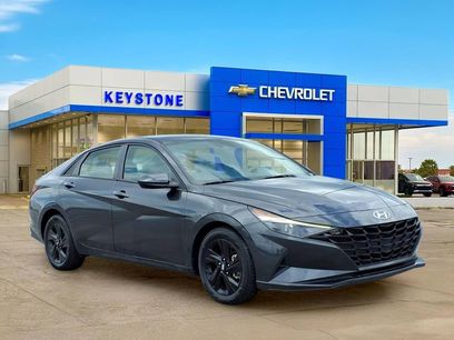 Used 2022 Hyundai Elantra SEL