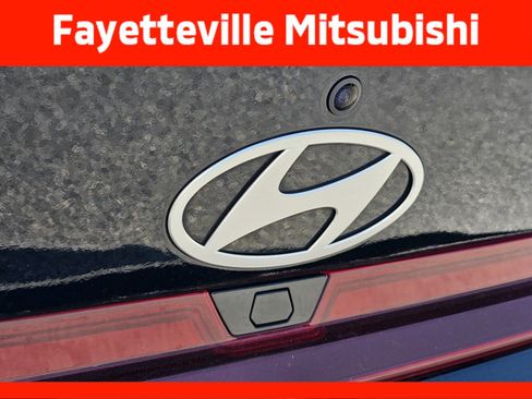 Used 2024 Hyundai Elantra SEL FWD image 15