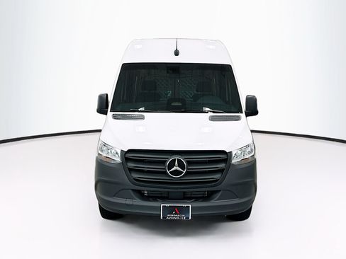 Certified 2025 Mercedes-Benz Sprinter 2500 image 2