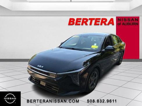 Used 2025 Kia K4 FWD image 5