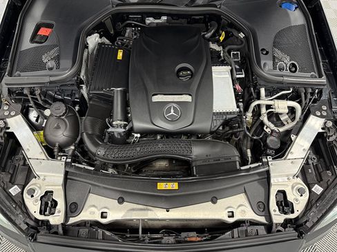 Used 2019 Mercedes-Benz E 300 4MATIC w/ Premium 1 Package image 37