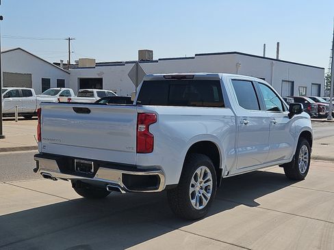 New 2026 Chevrolet Silverado 1500 LTZ w/ LTZ Premium Package AWD/4WD image 4