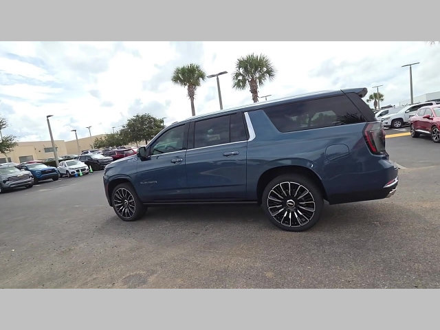 New 2026 Chevrolet Suburban High Country AWD/4WD image 27
