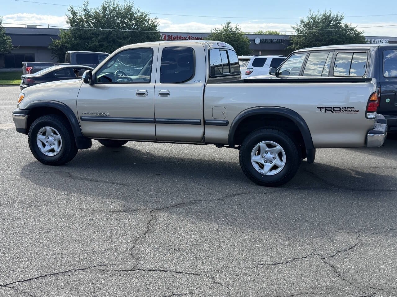 Used 2002 Toyota Tundra SR5 AWD/4WD image 9