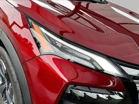 Certified 2026 Nissan Rogue SV w/ SV Premium Package FWD image 28