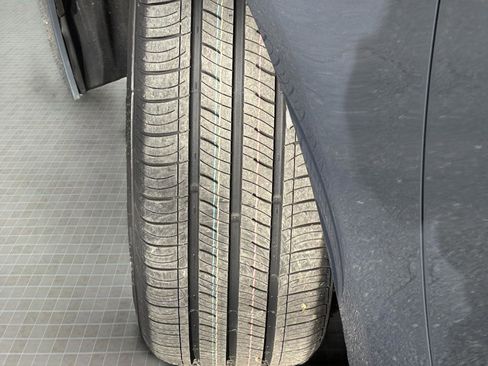 Used 2022 Toyota Corolla LE image 11