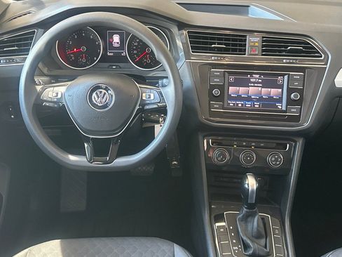 Used 2021 Volkswagen Tiguan S FWD image 14