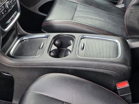 Used 2019 Dodge Grand Caravan GT image 8