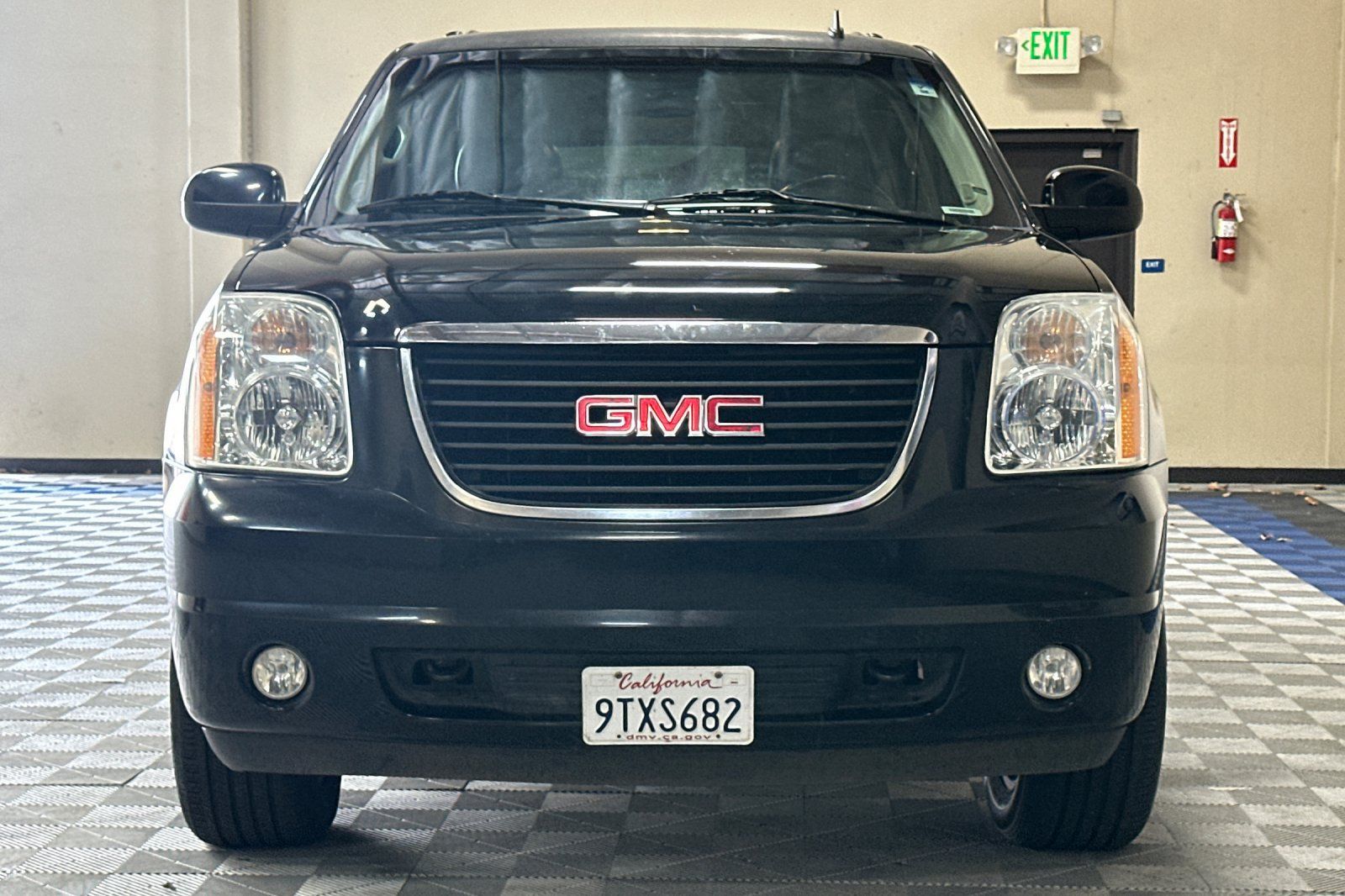 Used 2013 GMC Yukon XL SLT RWD image 9