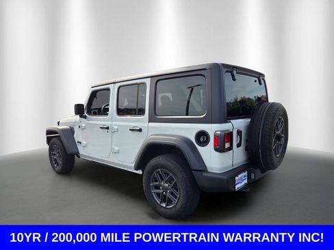 Used 2025 Jeep Wrangler Unlimited Sport AWD/4WD image 3