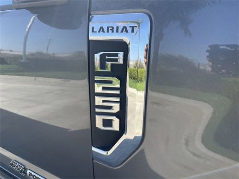 Used 2021 Ford F250 Lariat w/ Lariat Value Package image 31