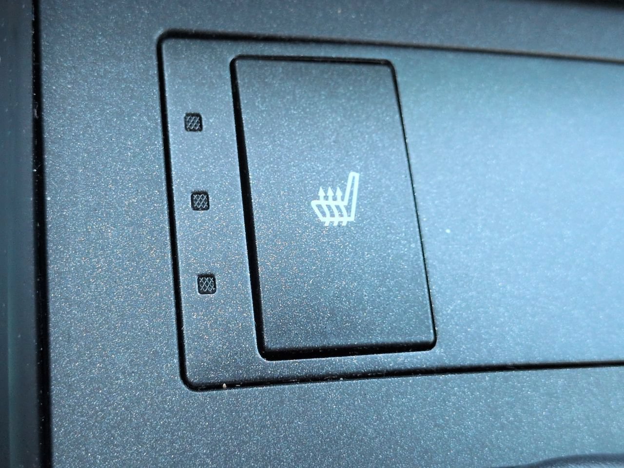 Used 2023 Lexus IS 350 F Sport RWD image 22