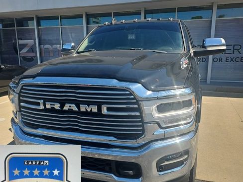 Used 2022 RAM 2500 Laramie AWD/4WD image 1