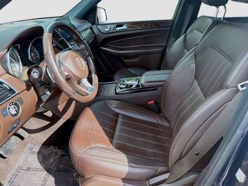 Used 2017 Mercedes-Benz GLS 450 4MATIC image 16