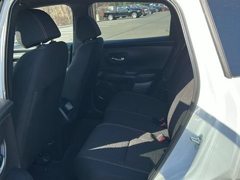 Used 2025 Honda HR-V Sport image 21