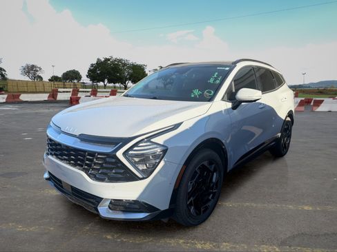 Certified 2023 Kia Sportage SX FWD image 5