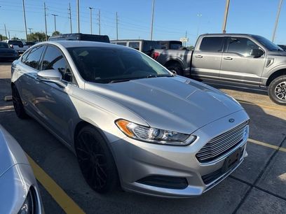 Used 2016 Ford Fusion SE