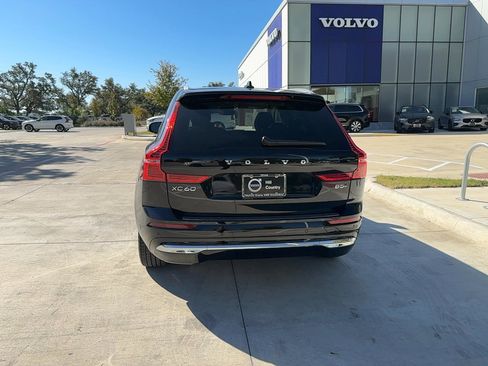 Certified 2023 Volvo XC60 B5 Plus image 4
