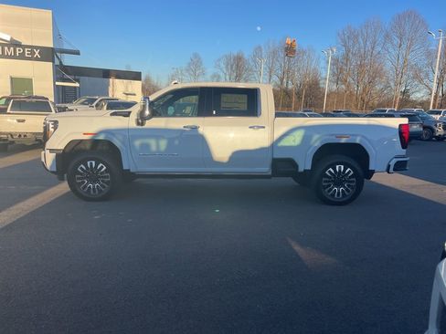 New 2026 GMC Sierra 2500 Denali Ultimate image 2