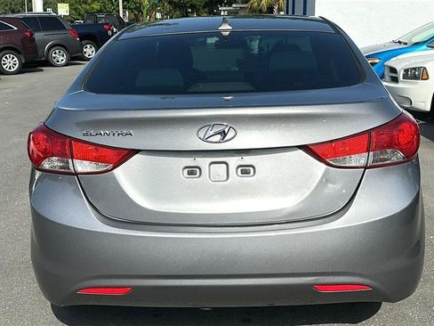 Used 2013 Hyundai Elantra GLS w/ Preferred Pkg FWD image 7