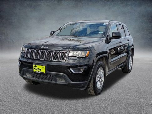 Certified 2018 Jeep Grand Cherokee Laredo image 8