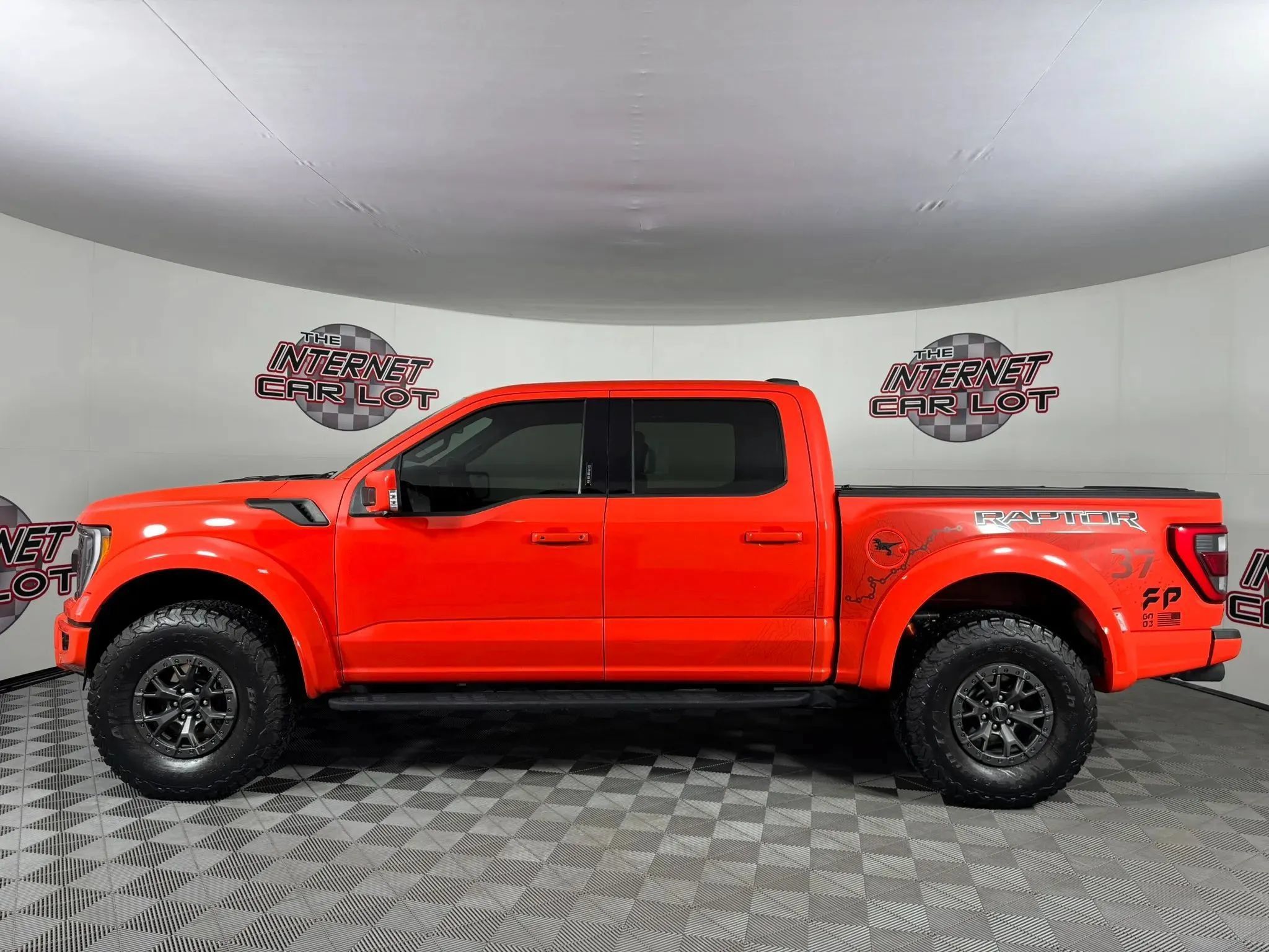 Used 2022 Ford F150 Raptor w/ Raptor 37 Performance Package AWD/4WD image 4