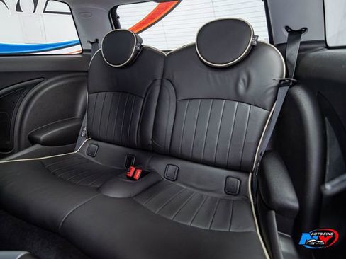 Used 2009 MINI Cooper S image 17