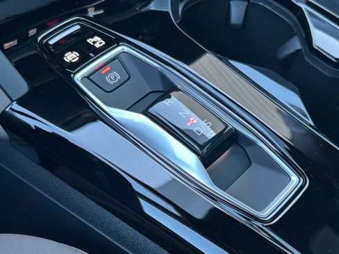 New 2025 Audi Q5 Premium Plus AWD/4WD image 31