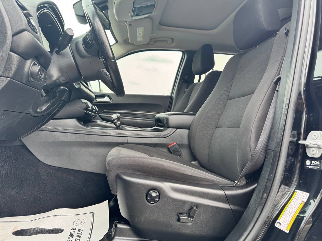 Used 2022 Dodge Durango SXT AWD/4WD image 19