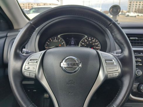 Used 2018 Nissan Altima 2.5 SV image 15