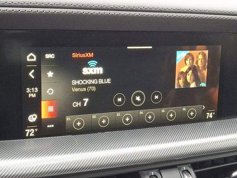 New 2025 Alfa Romeo Stelvio Sprint image 13