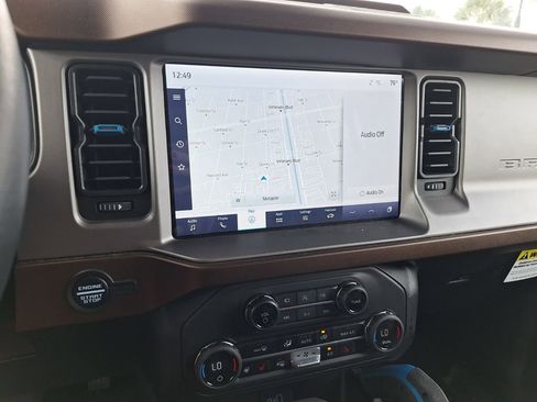 Used 2023 Ford Bronco Outer Banks image 6