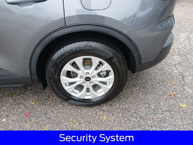 Used 2023 Ford Escape Active AWD/4WD image 5