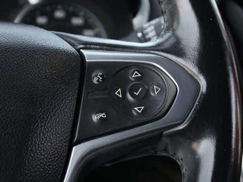 Used 2022 Chevrolet Traverse LT image 26