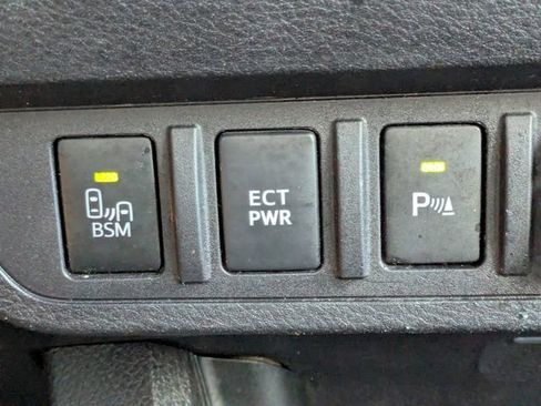Used 2021 Toyota Tacoma TRD Sport w/ Technology Package RWD image 23