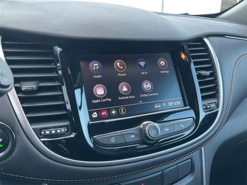 Used 2022 Chevrolet Trax LT w/ Sport Edition image 20