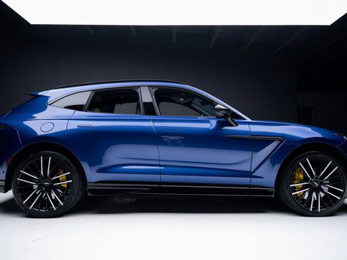 Used 2023 Aston Martin DBX 707 image 37