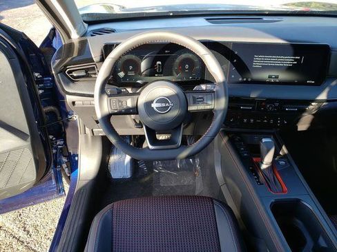 New 2026 Nissan Kicks SR w/ Cold Weather Package AWD/4WD image 17