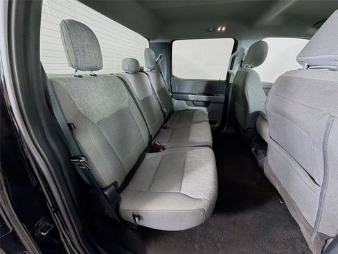 Used 2021 Ford F150 XLT image 23