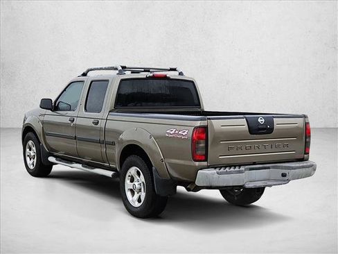 Used 2002 Nissan Frontier S/C AWD/4WD image 8