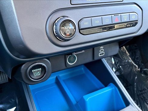 Used 2025 Ford Maverick XLT w/ Equipment Group 302A image 33